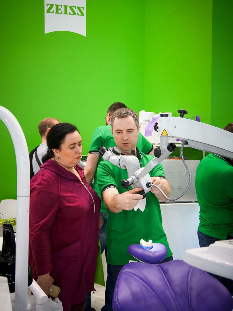 Стенд компании GREEN DENT на выставке Дентал Салон 2019_009