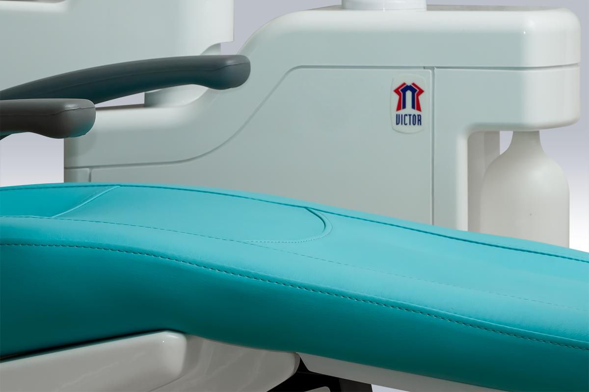 Cefla Dental Group Victor 6015 ADV (AM8015) - стоматологическая установка улучшенной комплектации с нижней:верхней подачей инструментов 2.jpg