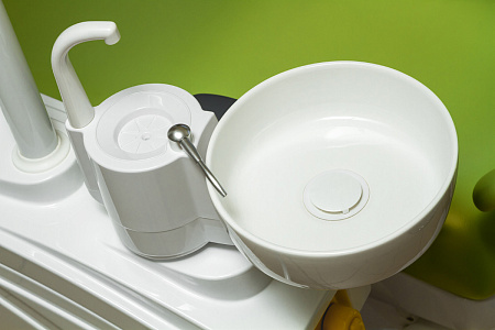 MERCURY 1000 - стоматологическая установка с верхней подачей инструментов