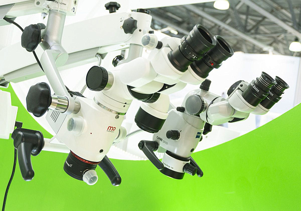 Стенд компании GREEN DENT на выставке Дентал-Экспо 2019_05.jpg